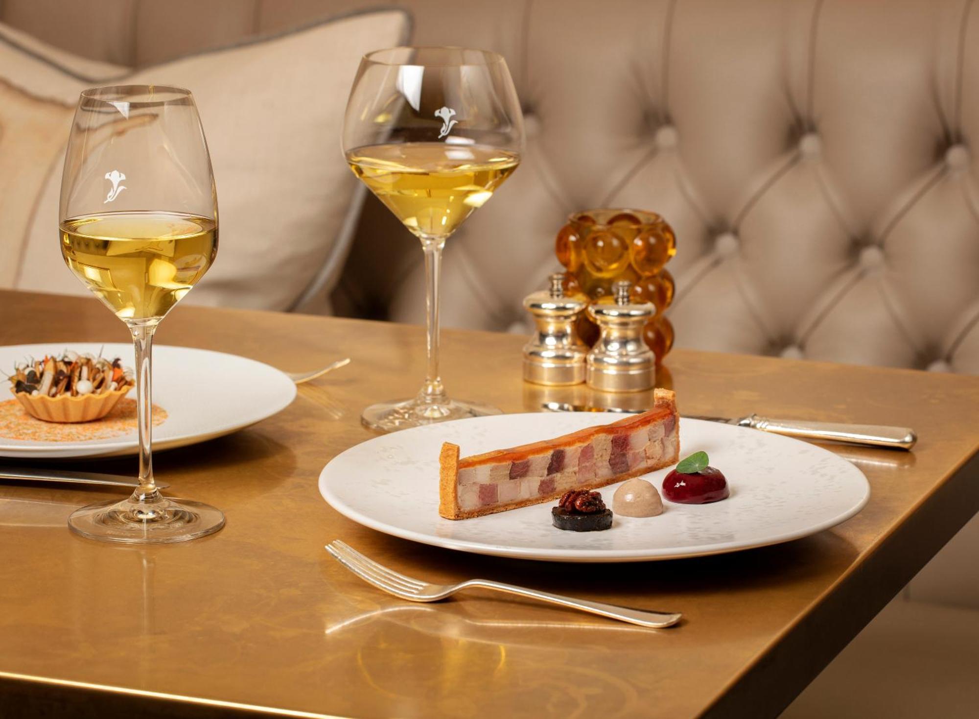 The Vineyard Hotel & Spa Newbury  Esterno foto