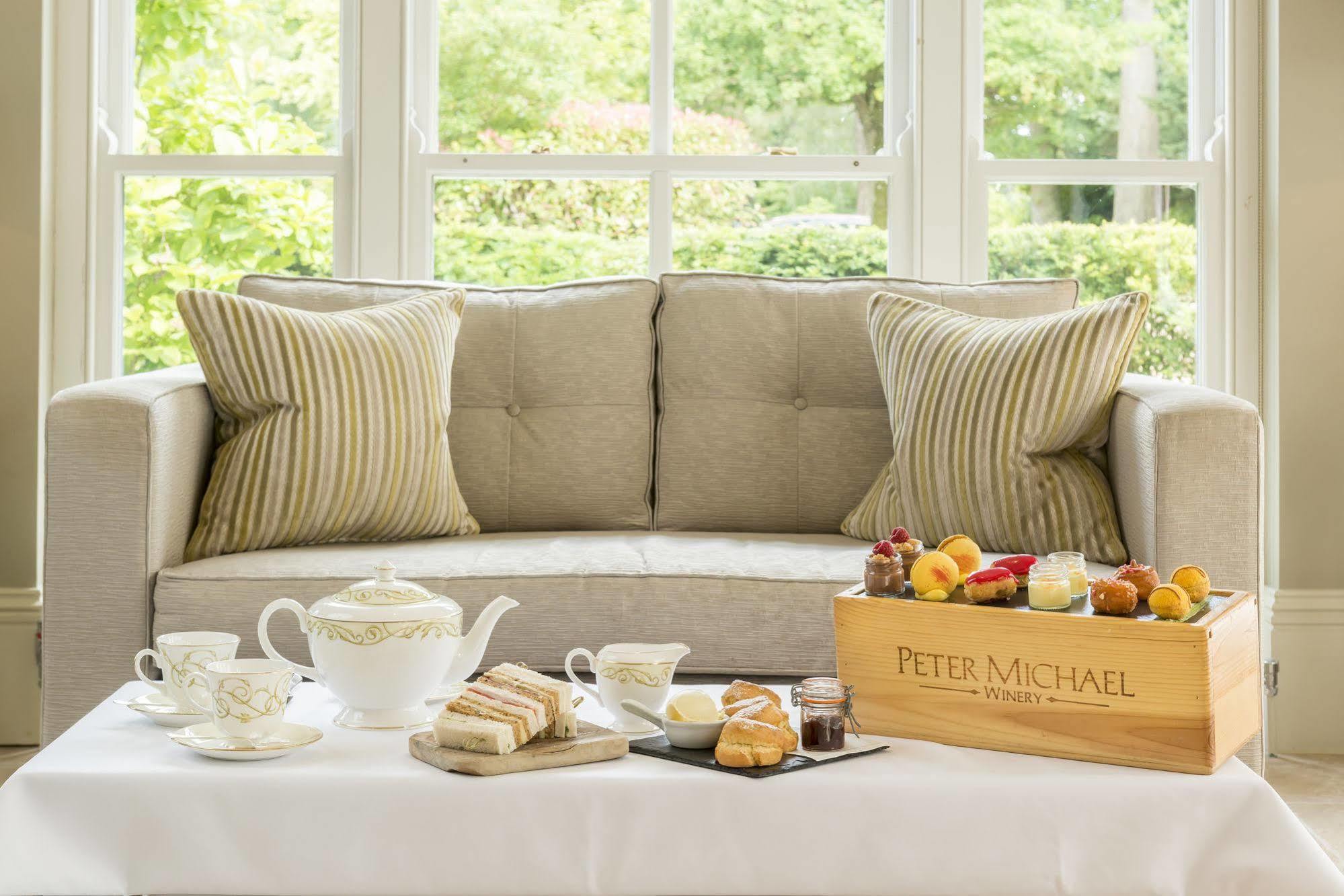 The Vineyard Hotel & Spa Newbury  Esterno foto